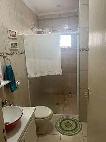 Imagem Casa à venda 2 Quartos, 1 Suite, 5 Vagas, 250M², Residencial Estoril, Taubaté - SP