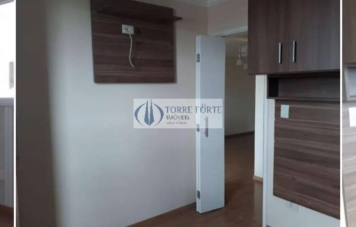 Imagem Apartamento com 2 dormitorios 1 vaga , varanda na Vila Guilhermina .
