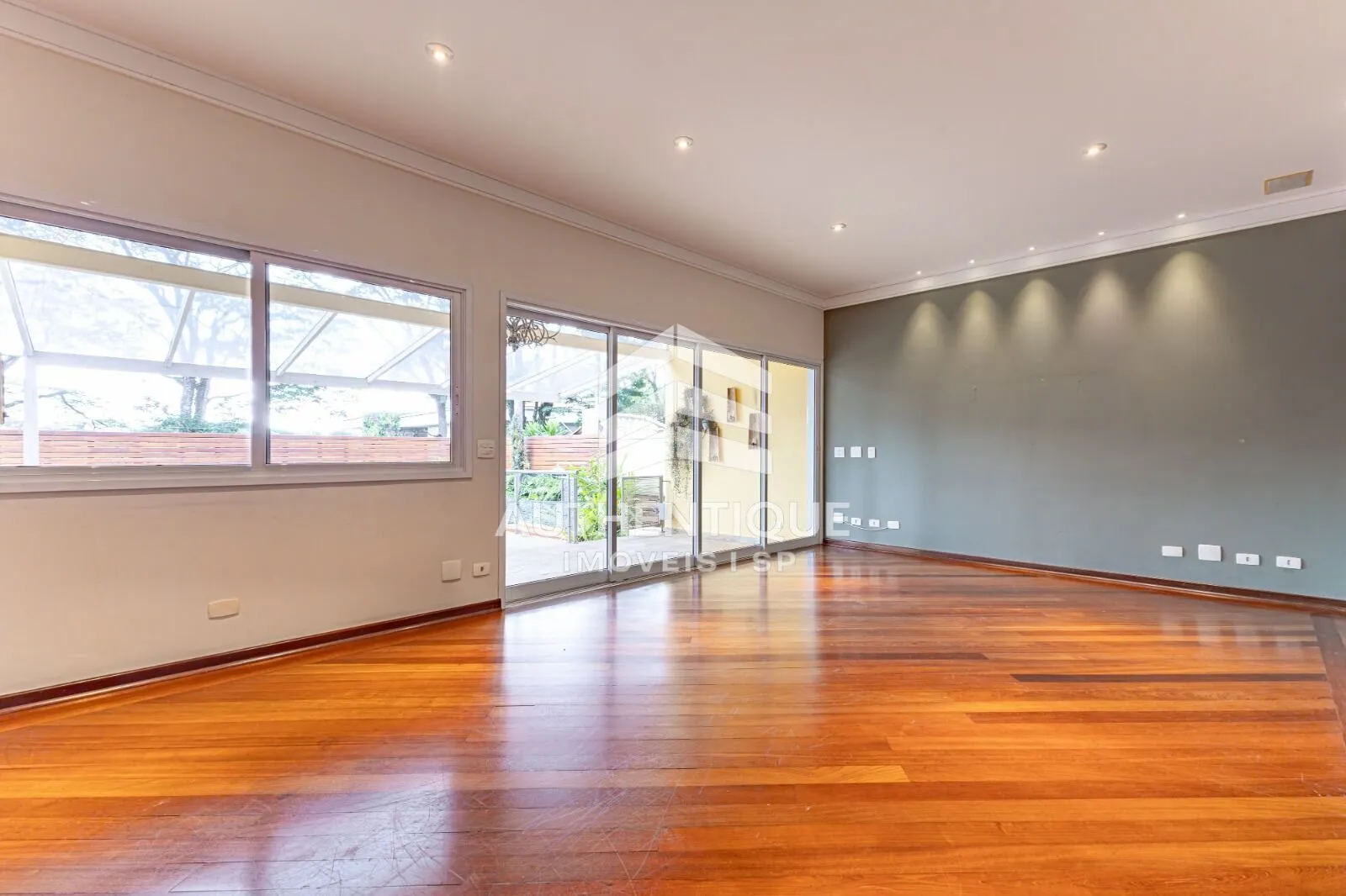 Imagem Sociedade Amigos do Horizontown Residence - Casa à venda no bairro Jardim Leonor - São Paulo/SP, Zona Sul