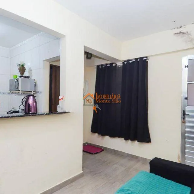 Imagem Sobrado com 5 dormitórios à venda, 260 m² por R$ 689.000,00 - Jardim Santa Clara - Guarulhos/SP