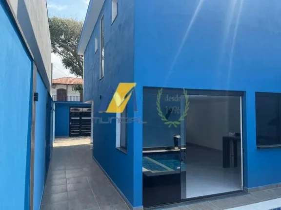 Imagem "Esse sobrado tá a 1 quarteirão do mar e tem até banco molhado na piscina!"