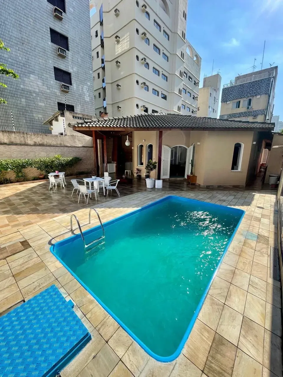Imagem Casa com 4 Quartos à Venda, 210 m² em Enseada - Guarujá