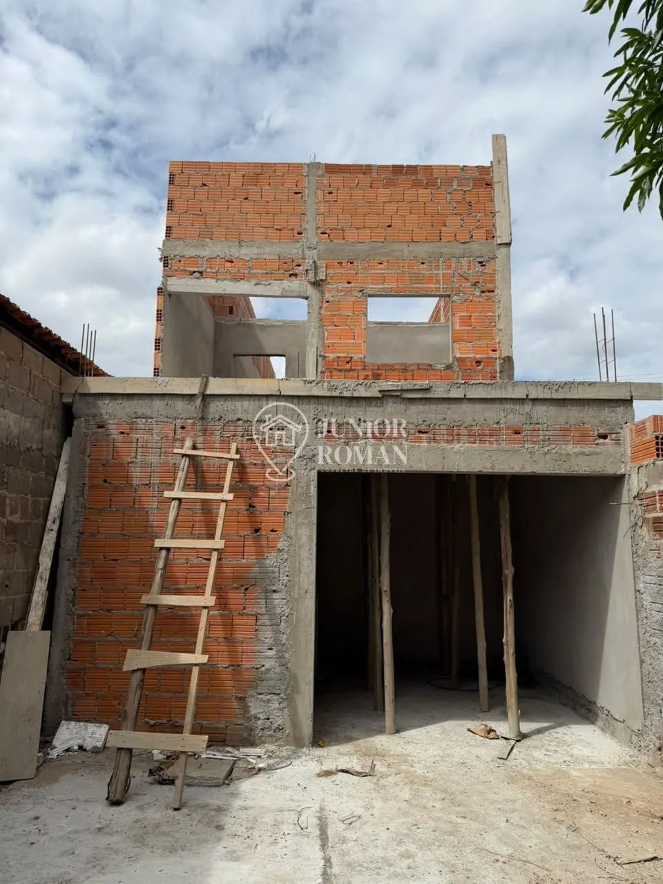 Imagem SOBRADO 3 DORM EM CONSTRUÇÃO - VILA RICA - BARREIRAS/BA