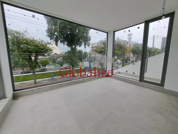 Imagem Loja comercial para Locação com 300m², 4 banheiros, 2 andares, 3 vagas por R$20.000,00 na Vila Mathias em Santos.