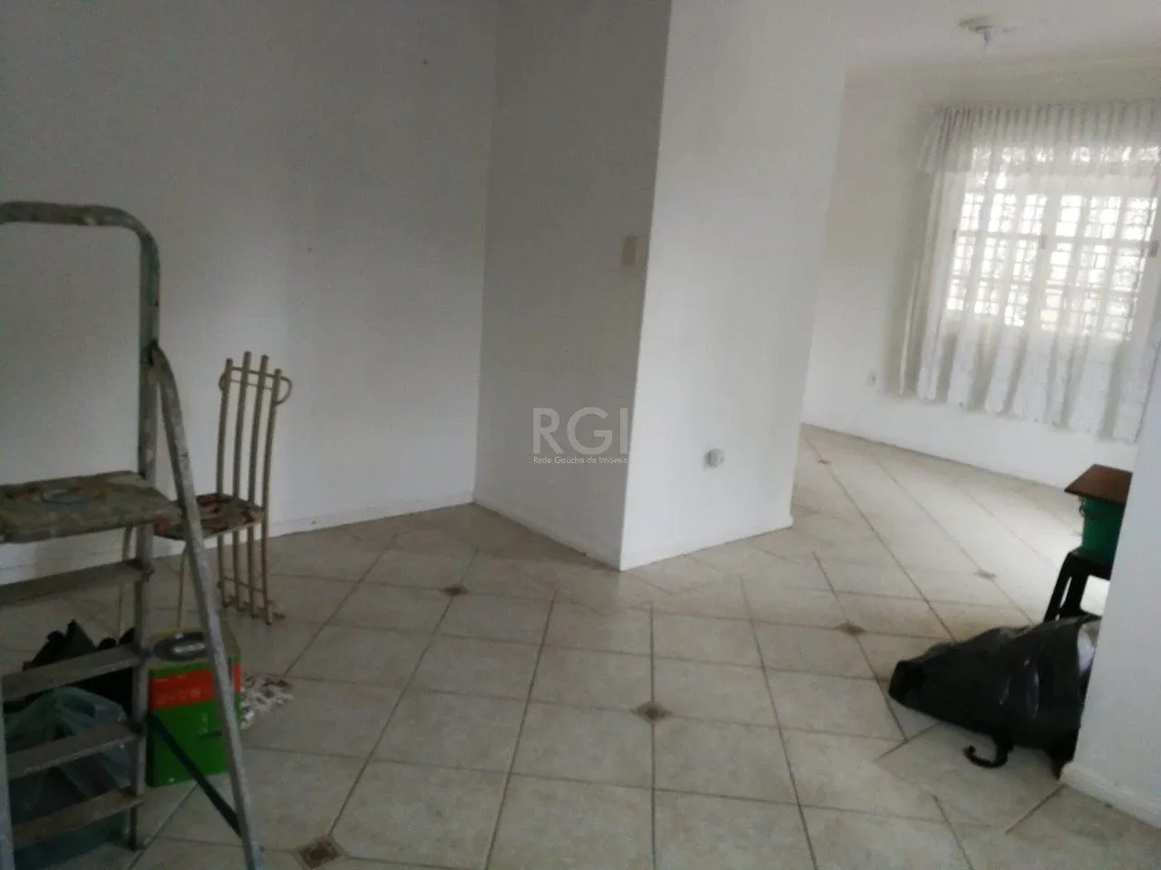 Imagem Casa para Venda - 170m², 3 dormitórios, 3 vagas - Nonoai, Porto Alegre