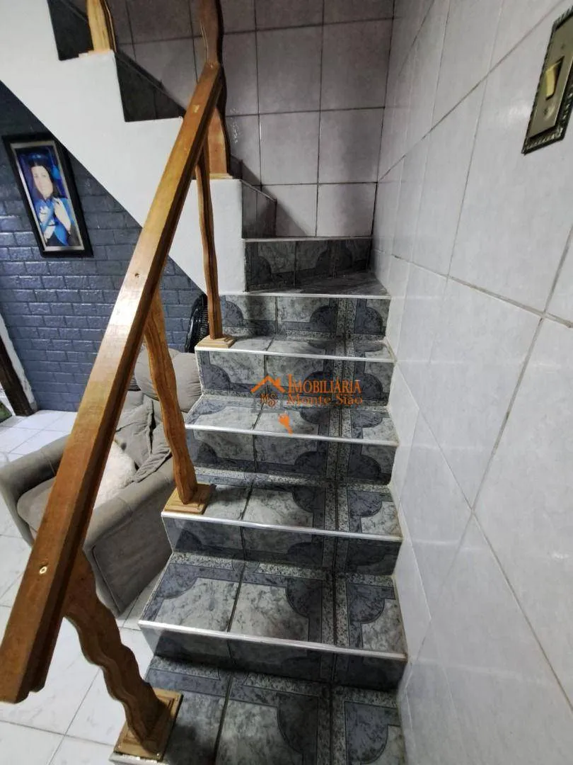 Imagem Sobrado com 3 dormitórios à venda, 200 m² por R$ 500.000,00 - Vila Barros - Guarulhos/SP