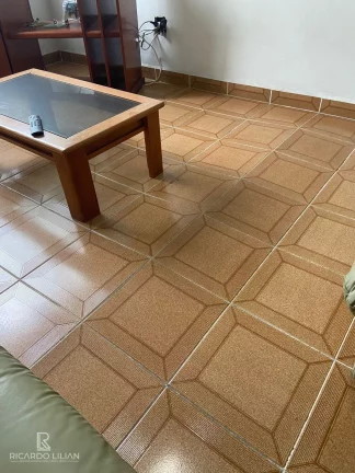 Imagem Apartamento no Canto do Forte a 3 quadras da praia - 1 dormitorio e uma vaga - A VENDA!!!
