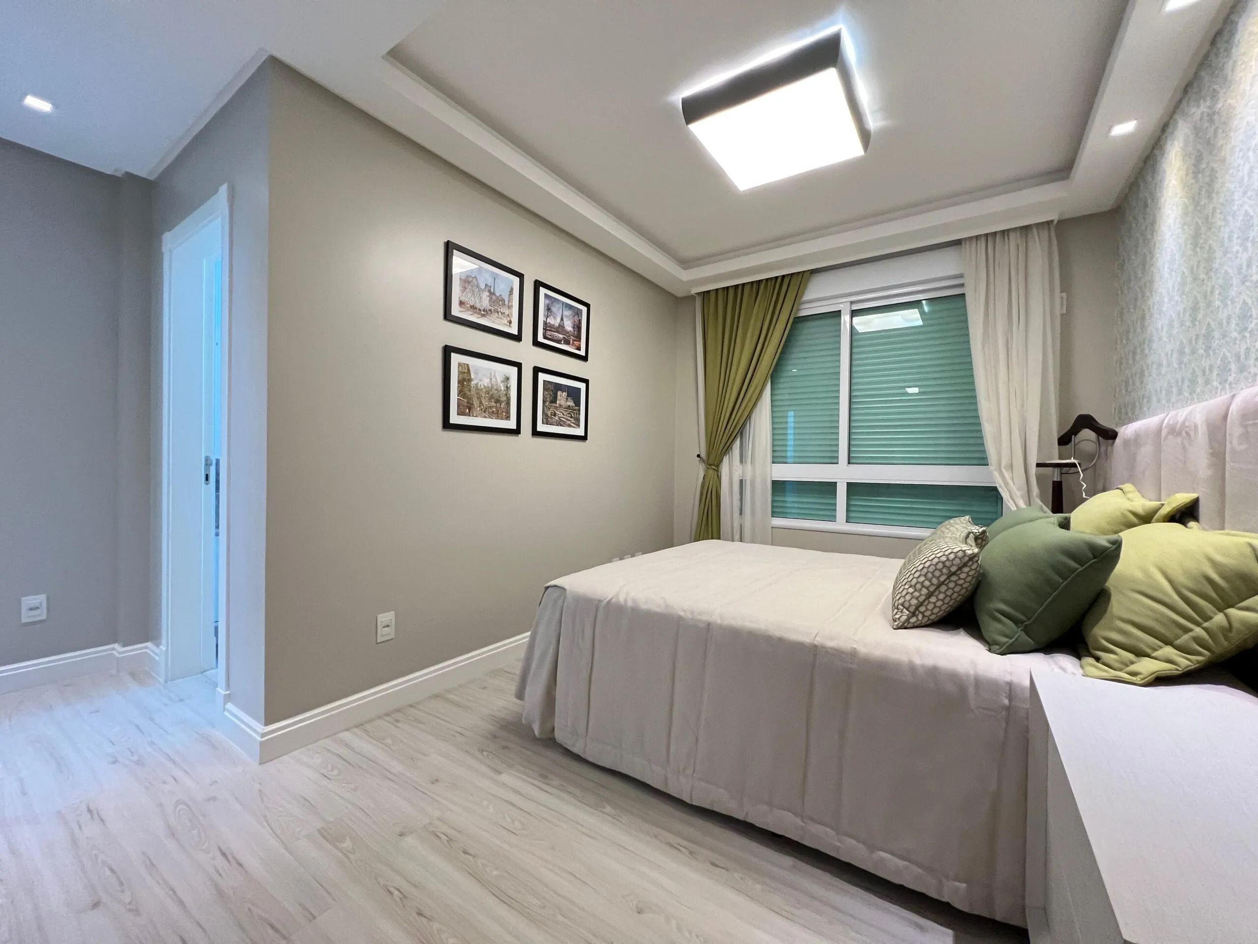 Imagem Apartamento com vista para o mar à venda com 273m2 por R$ 6.000.000,00