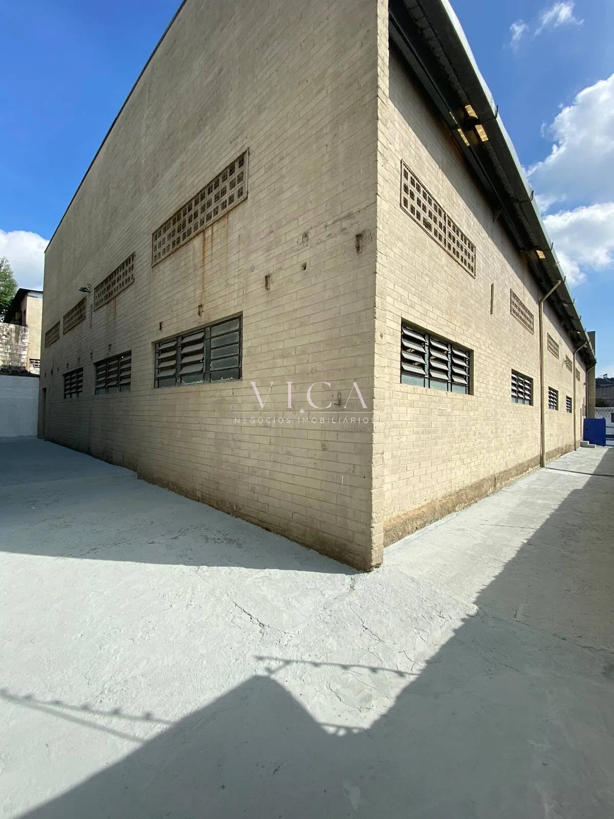 Imagem Barueri | Galpao 750m² 1 escritório, vestiário, cozinha e banheiro|Aluguel