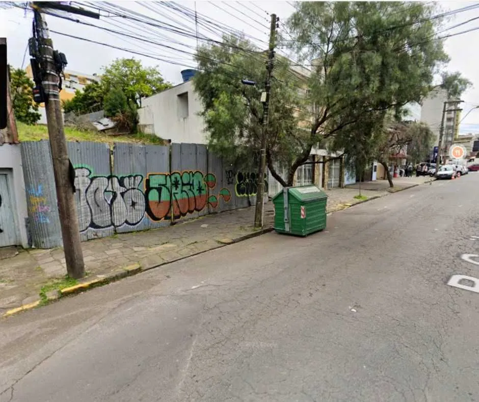 Imagem Terreno à venda em Caxias do Sul, Exposição, 402.6m2