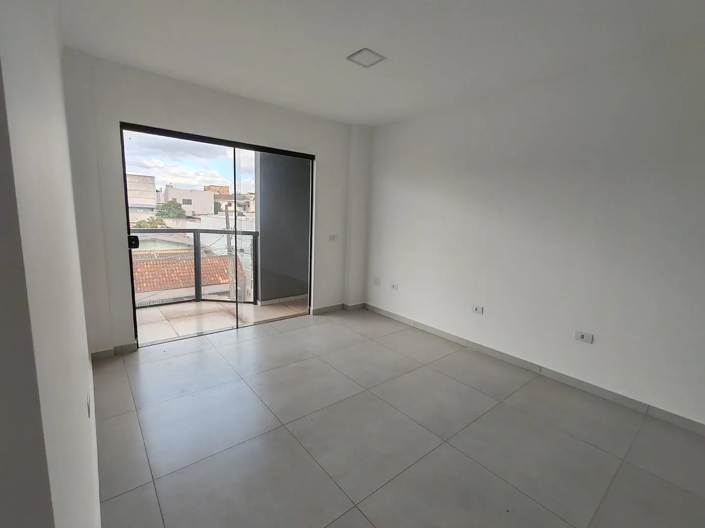 Imagem Apartamento à Venda com 2 dormitórios no Alto Alegre em Cascavel