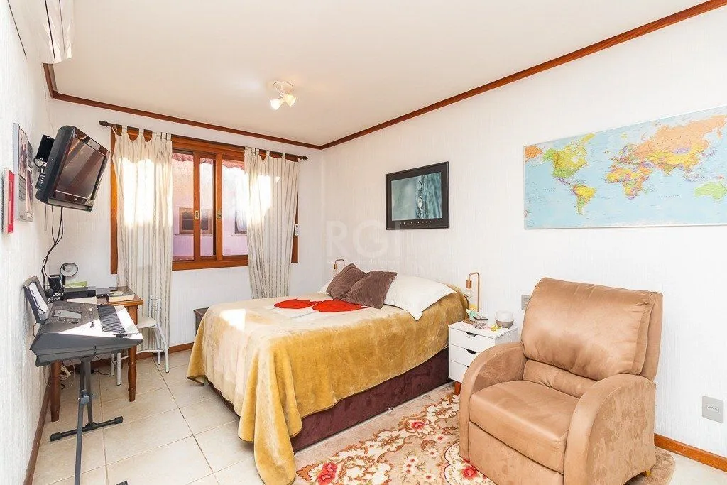 Imagem Casa Condominio para Venda - 239.9m², 3 dormitórios, Santa Tereza