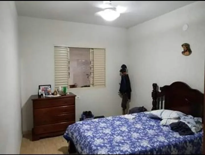 Foto do imóvel Casa à venda 5 Quartos, 1 Suite, 8 Vagas, 250M², Socorro, Pindamonhangaba - SP