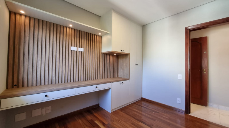 Imagem Apartamento com 4 Quartos à Venda, 195 m² em Jardim Ampliação - São Paulo