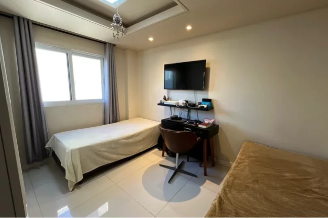 Imagem Apartamento à venda em Balneário Camboriú, Centro, com 4 quartos, 175m2