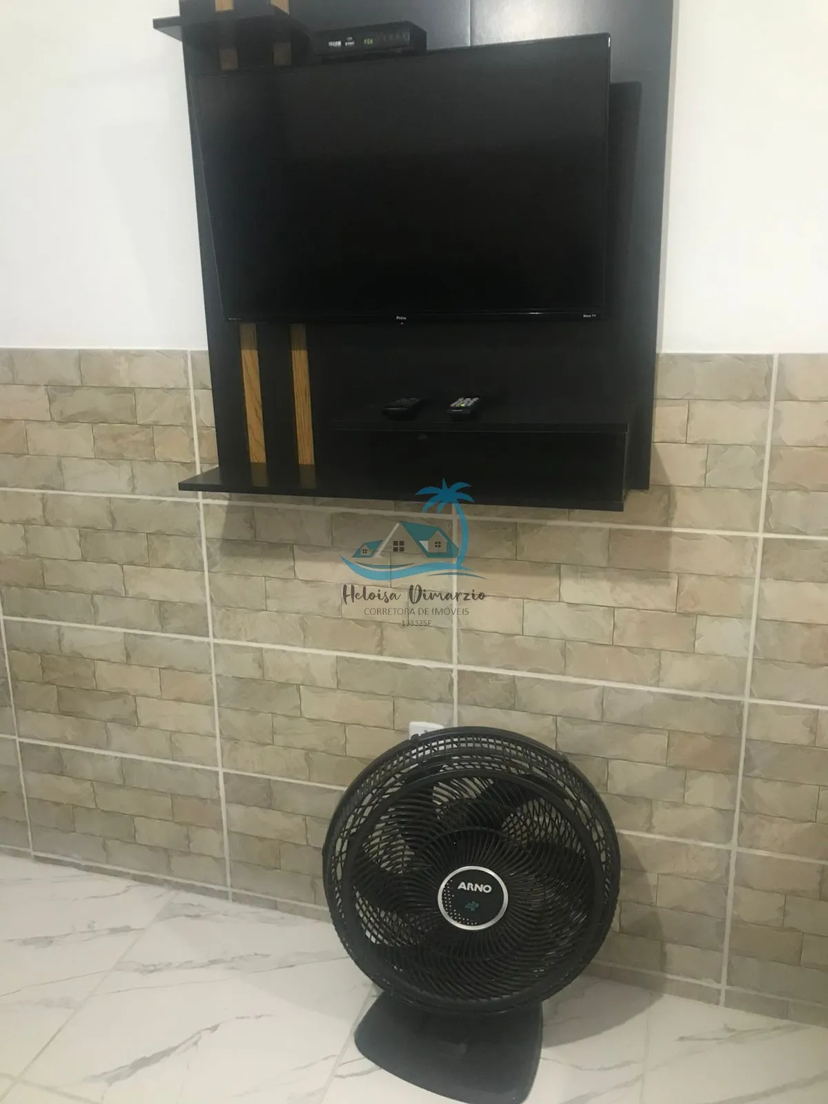 Imagem Ótima kitnet a apenas 100m da Praia das Toninhas