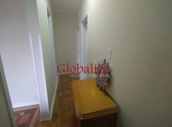 Imagem Apartamento reformado com 3 dormitórios no bairro da Aparecida em Santos por R$680.000,00