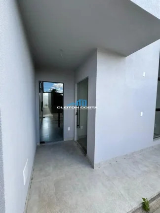 Imagem Casa para Venda em Feira de Santana, SIM, 3 dormitórios, 1 suíte, 1 banheiro, 2 vagas