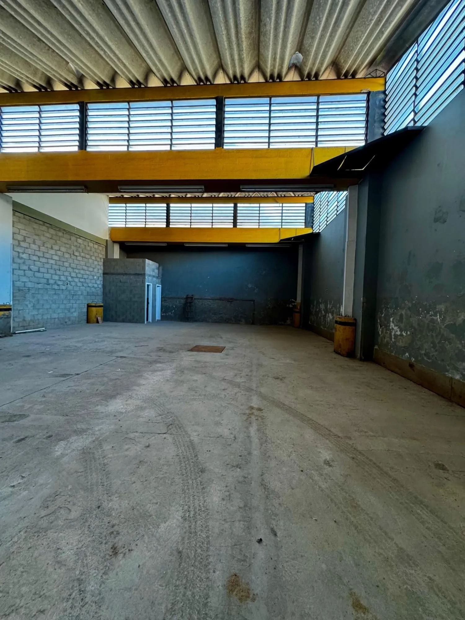 Imagem Predio para Locação/Aluguel - 1470m², 0 dormitórios, Floresta