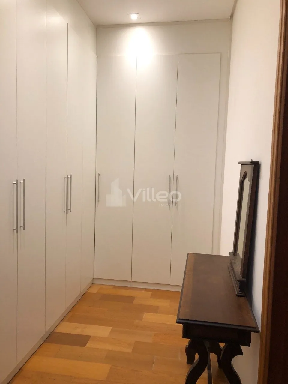 Imagem Apresentamos esta excelente casa térrea localizada em um dos condomínios mais exclusivos de Soroca...