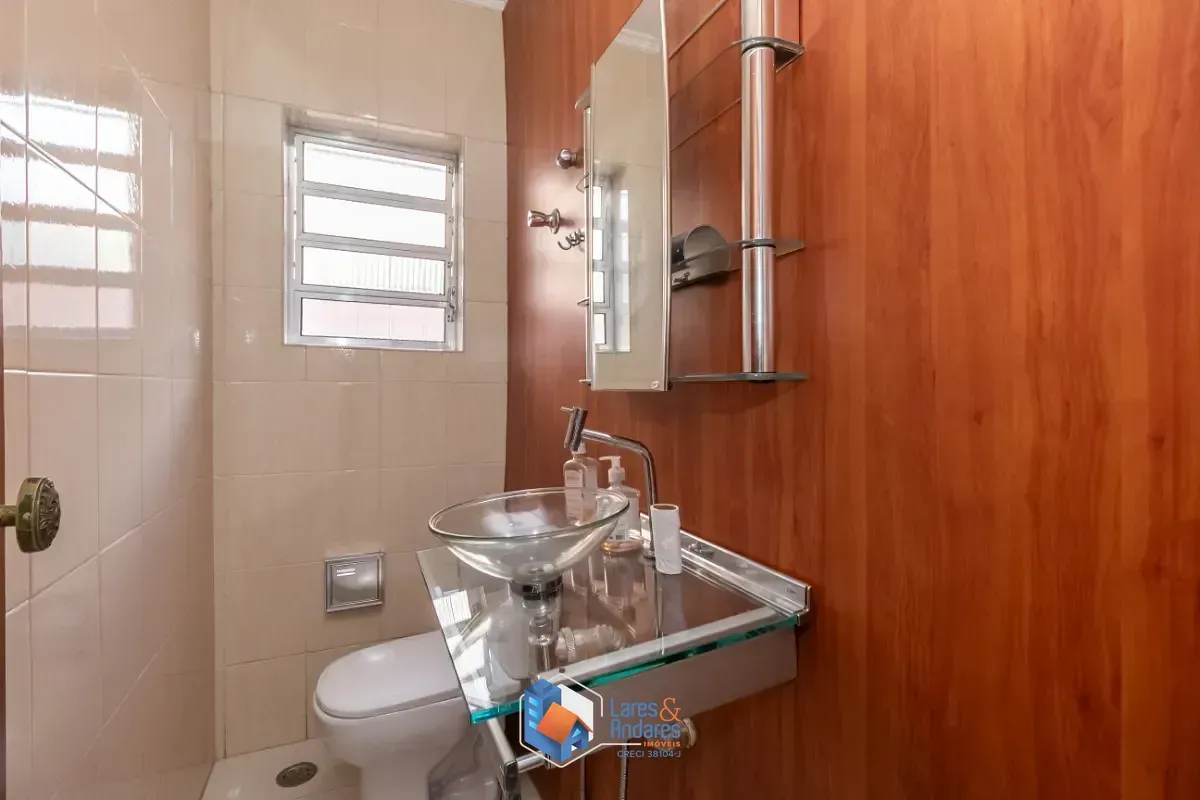 Imagem Sobrado para venda em Jardim Umuarama com 3 quartos, sendo 1 suíte, 180m²