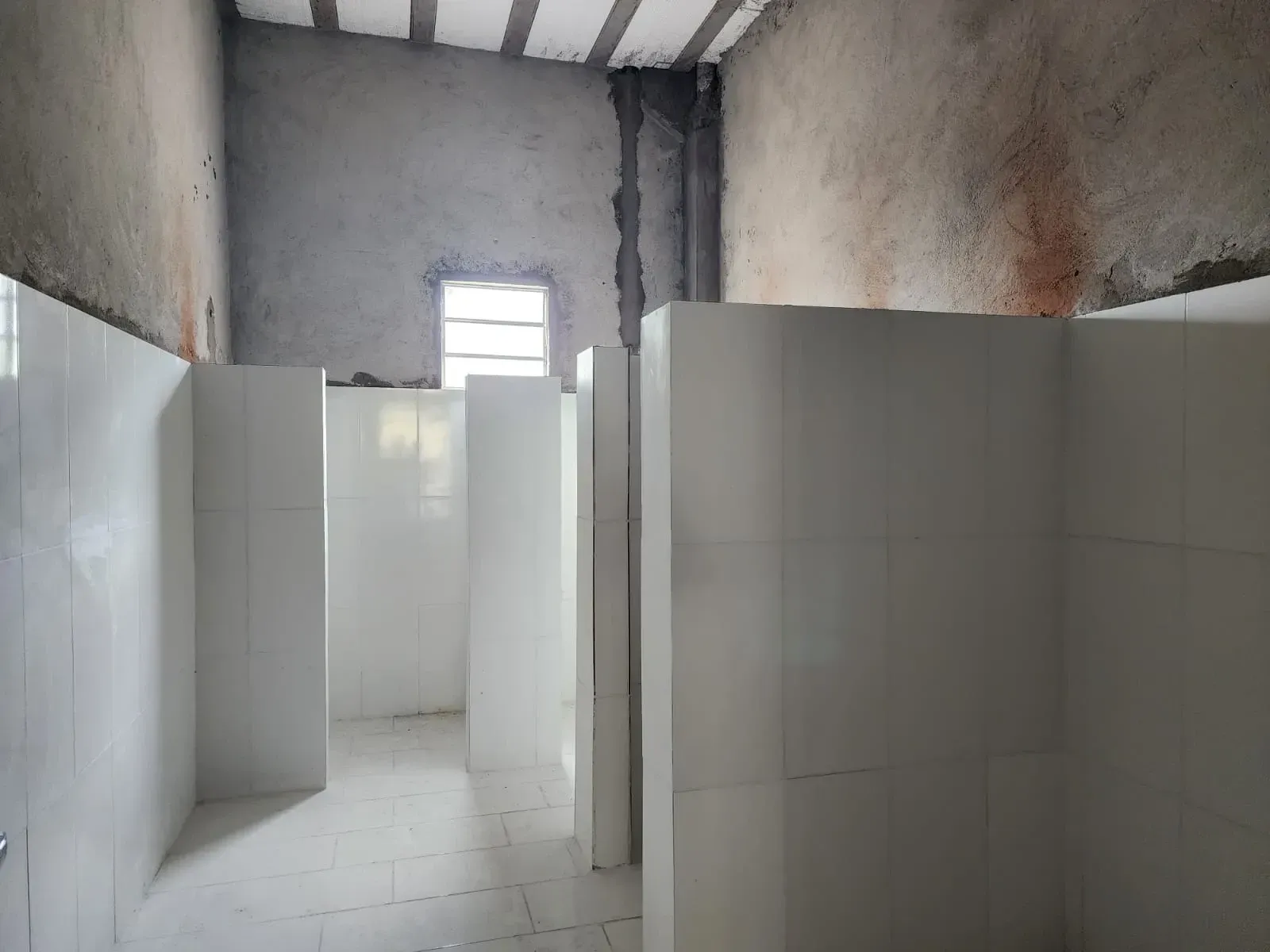 Imagem Galpão para Alugar, 640 m² em CIA I - Simões Filho