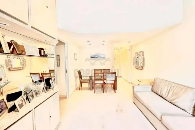 Imagem Copacabana – Rua República do Peru | Residencial › Apartamento 3 quarto(s) à Venda