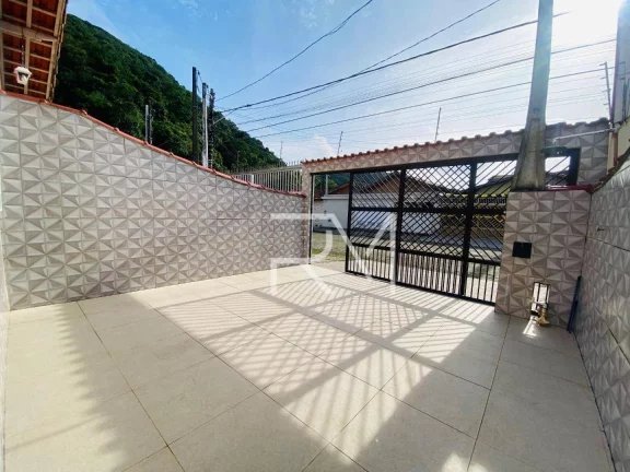 Imagem Casa com 2 dormitórios à venda, 62 m por R$ 260.000,00 - Balneário Itaóca - Mongaguá/SP