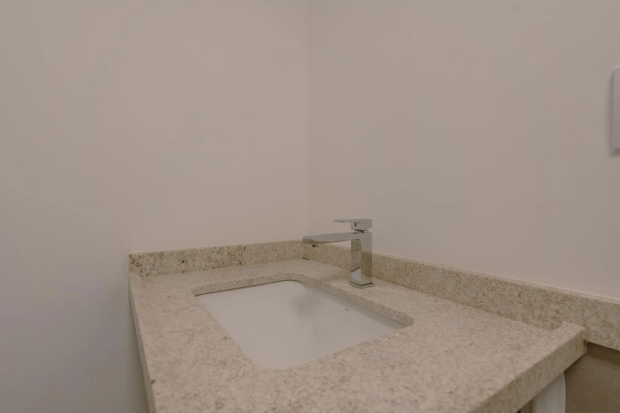 Imagem Apartamento de 2 dormitorios à venda em Higienópolis, Porto Alegre.