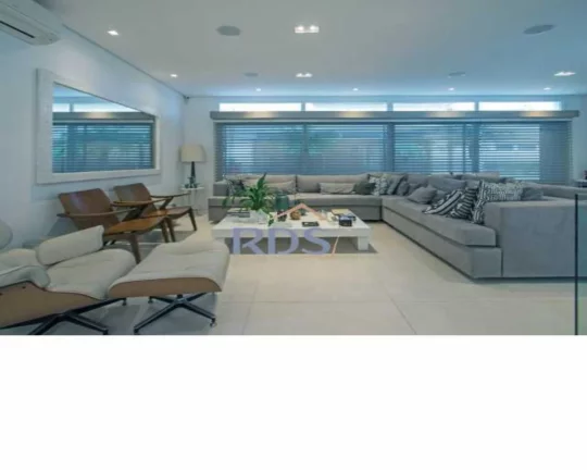 Imagem Casa em Condomínio - Sobrado / Residencial / Campo Belo