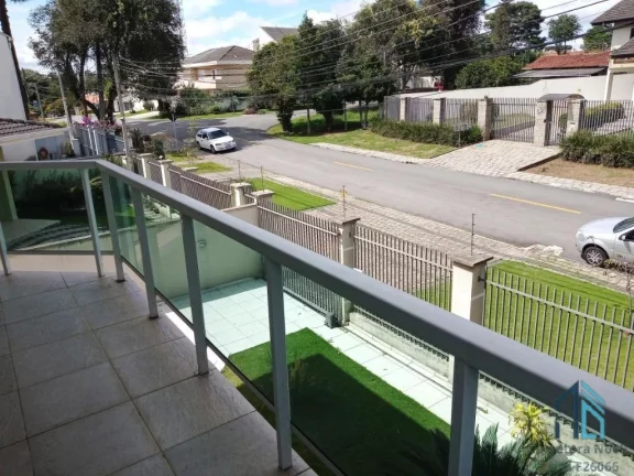 Imagem (ESTUDA PERMUTA) Sobrado 04 quartos sendo uma suíte, 03 vagas no Bacacheri/Jardim Social em Curitiba PR