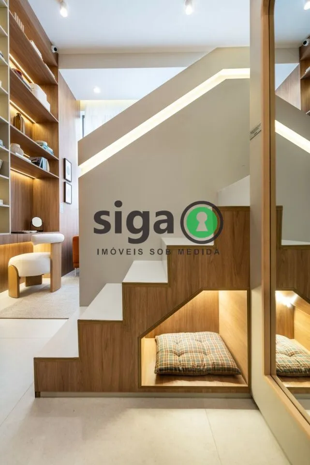 Imagem Studio pé direito 3,70m em um dos endereços mais desejados de São Paulo.