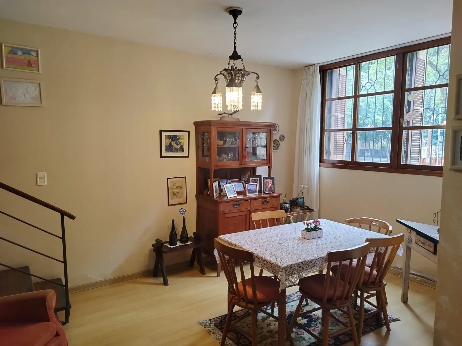 Imagem Casa de 2 quartos no bairro da Azenha em Porto Alegre