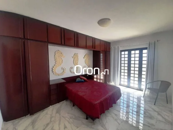 Imagem Sobrado com 3 dormitórios à venda, 270 m² por R$ 1.410.000,00 - Jardim América - Goiânia/GO