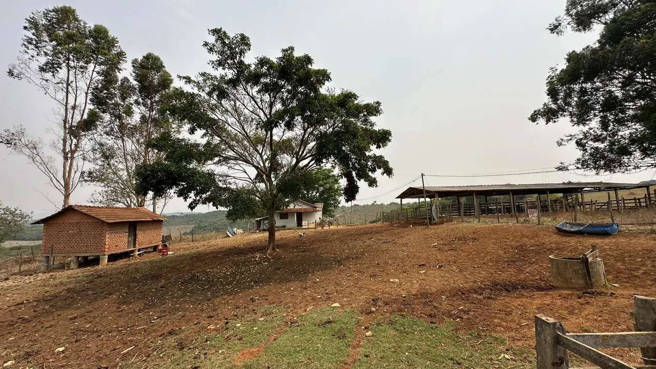 Imagem FAZENDINHA À VENDA - PASSA TEMPO (MG) 51 hectares de terra