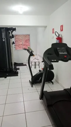 Imagem Apartamento de 2 quartos, sala de estar, sala de jantar, cozinha aberta, banheiro com box, lavanderi...
