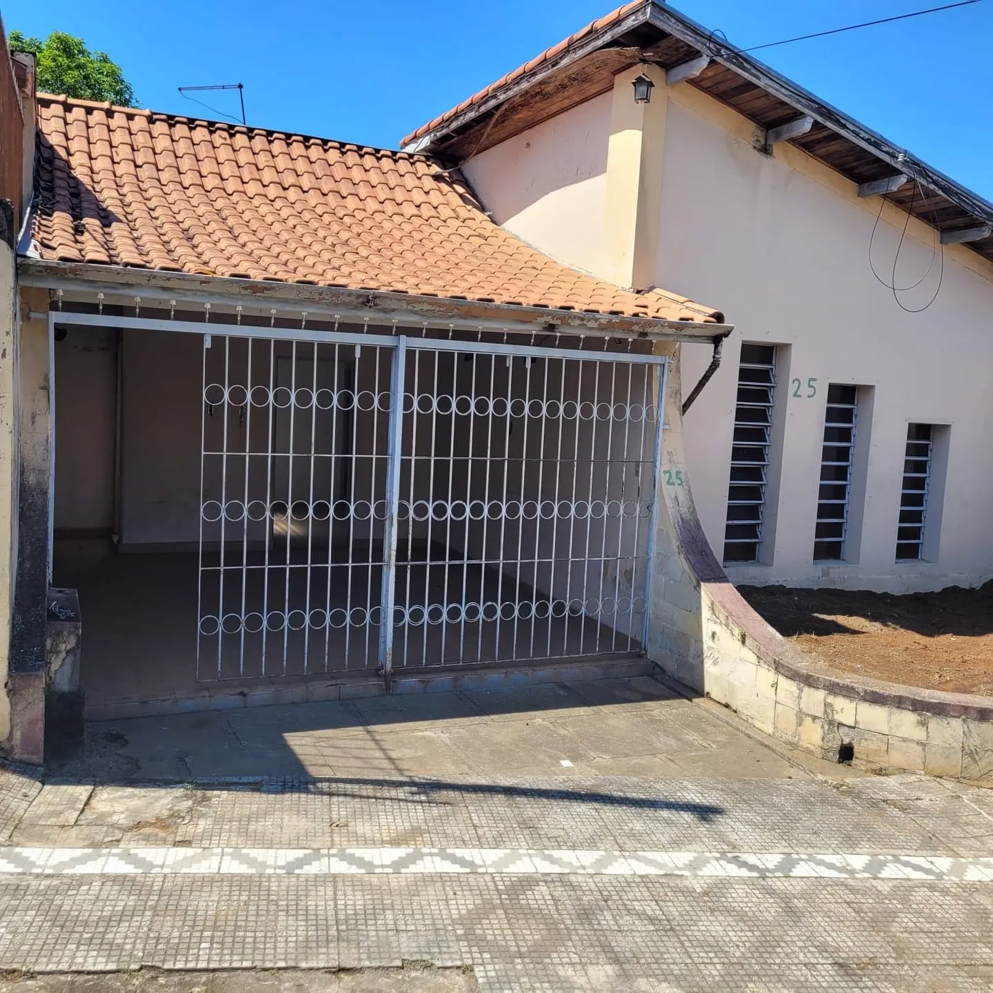 Foto do imóvel Casa à venda 4 Quartos, 200M², Chácara Doutor Hipólito, Taubaté - SP