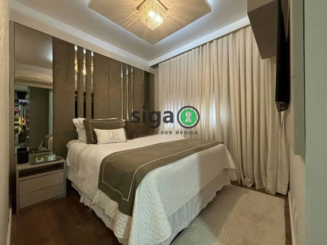 Imagem Apartamento no Campo Belo - 3 Suítes, 147 m², Mobiliado e com Acabamentos de Alto Padrão