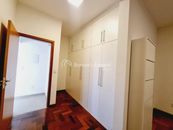 Imagem Espaçoso Sobrado para a venda no Condomínio de Alto Padrão em Paulínia

Localizado em um dos mel...