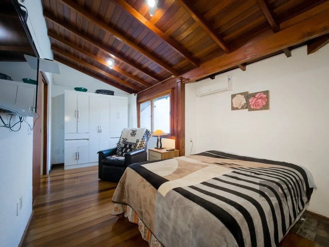 Imagem Casa de Condomínio em Cavalhada