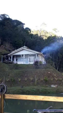 Imagem Lindo SÍTIO A VENDA EM MAJOR GERCINO/ SC Casa mista madeira e alvenaria. Contrato de compra e venda em cima da escritura total da terra.