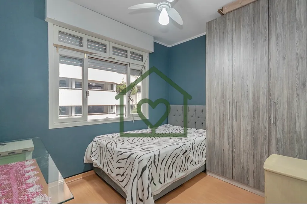 Imagem **À Venda: Apartamento Residencial na Região Sul do Brasil** Apartamento à venda no Bairro Flores...