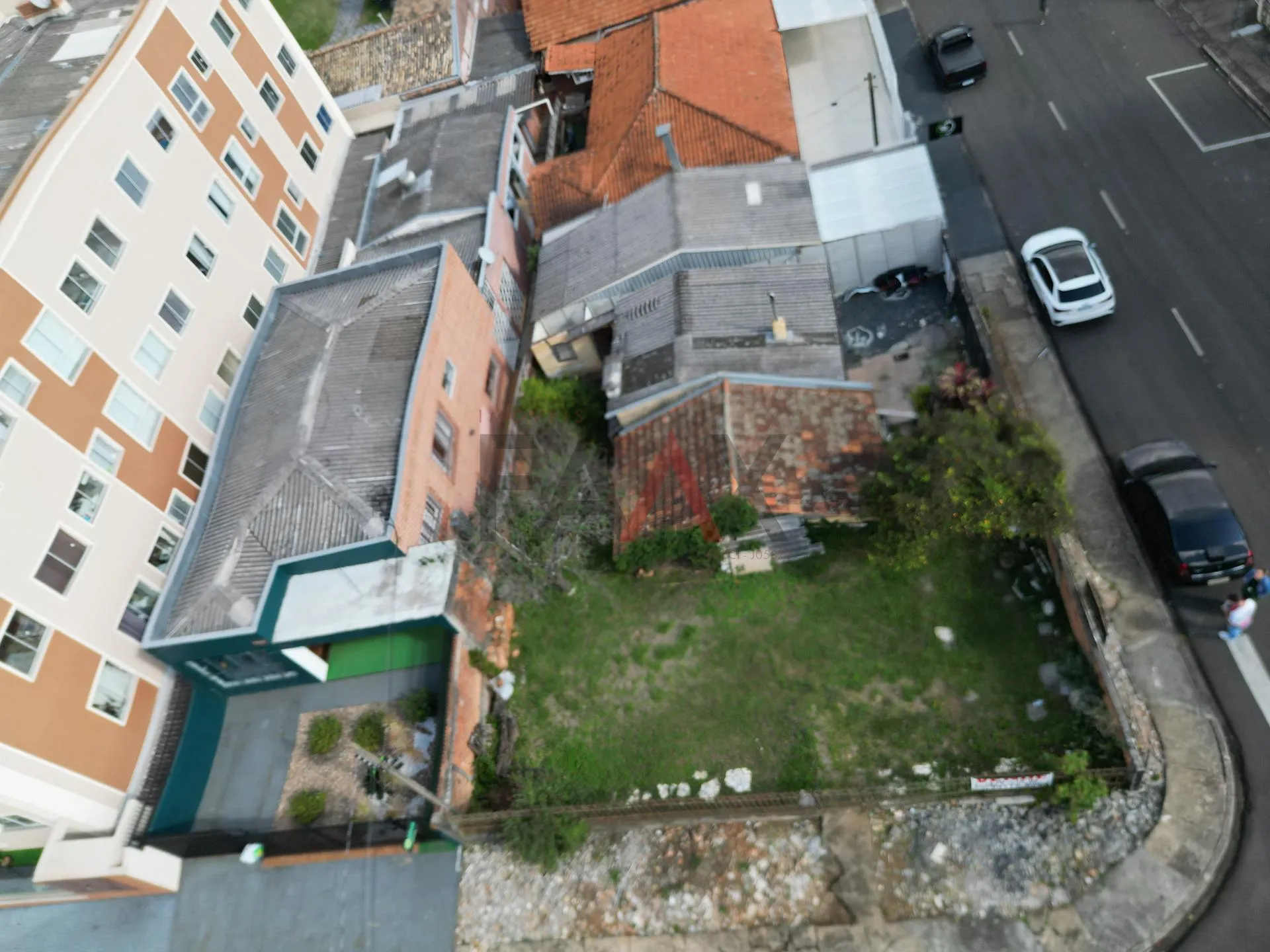 Imagem Terreno de esquina à venda, Bairro centro, GUARAPUAVA - PR