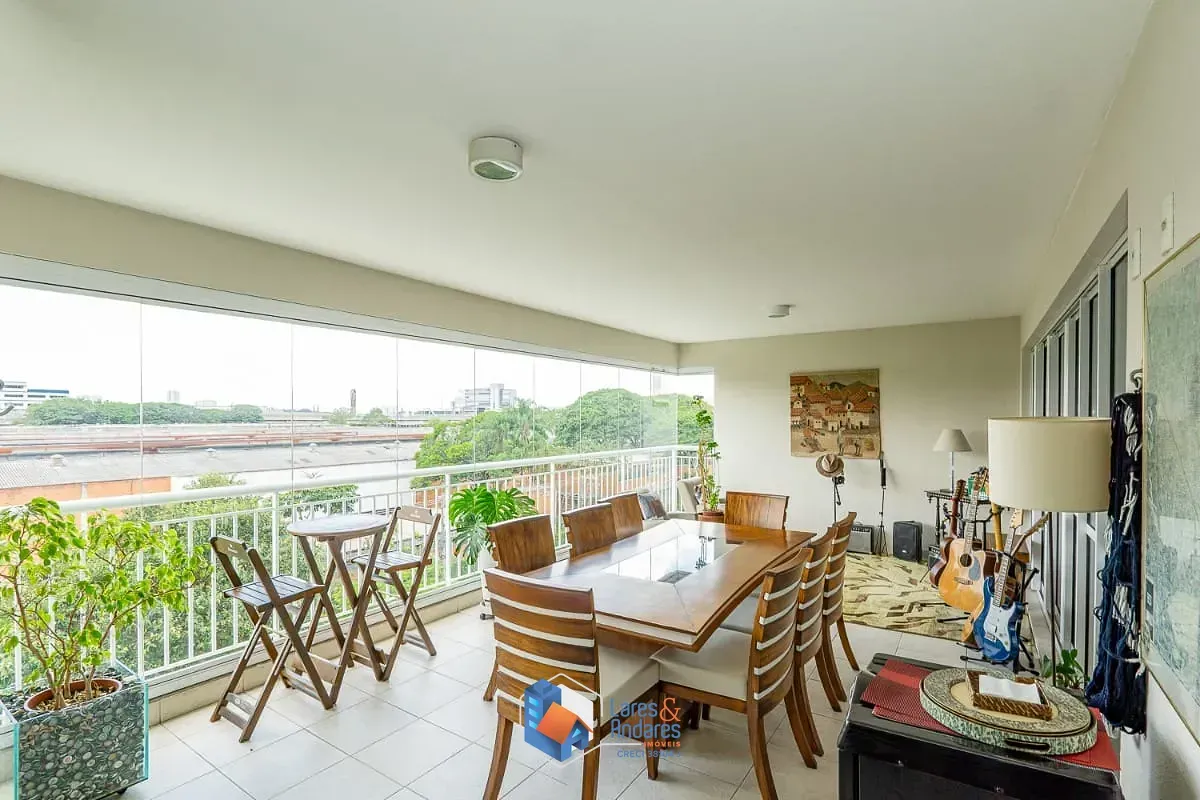 Imagem Apartamento para venda em Santo Amaro com 3 quartos, sendo 3 suítes, 160m²