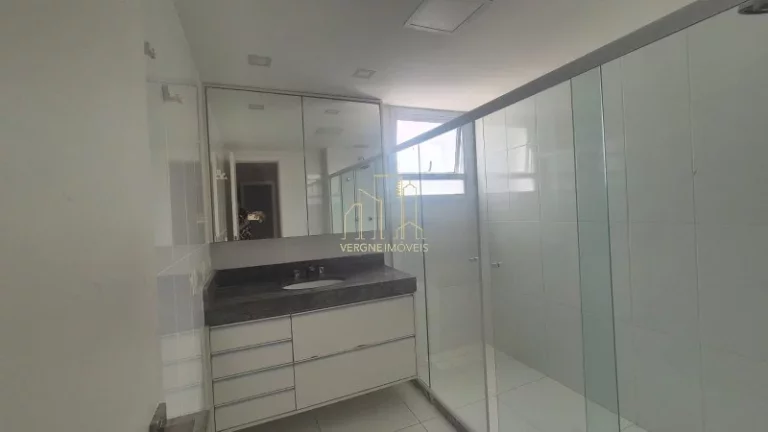 Imagem Apartamento de luxo à venda em Patamares, Salvador-BA: 4 quartos, 4 suítes, 3 salas, 5 banheiros, 3 vagas de garagem, 180m².