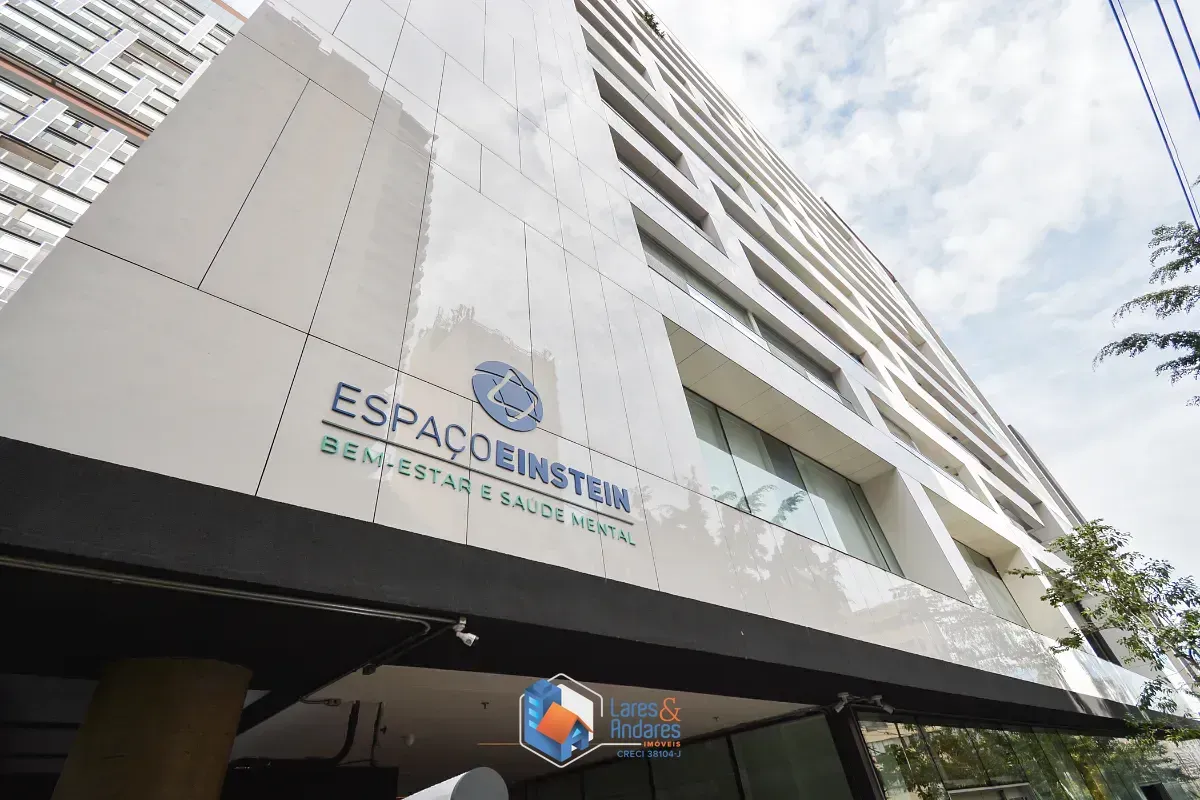 Imagem Conjunto comercial para venda em Cerqueira César, 36m²
