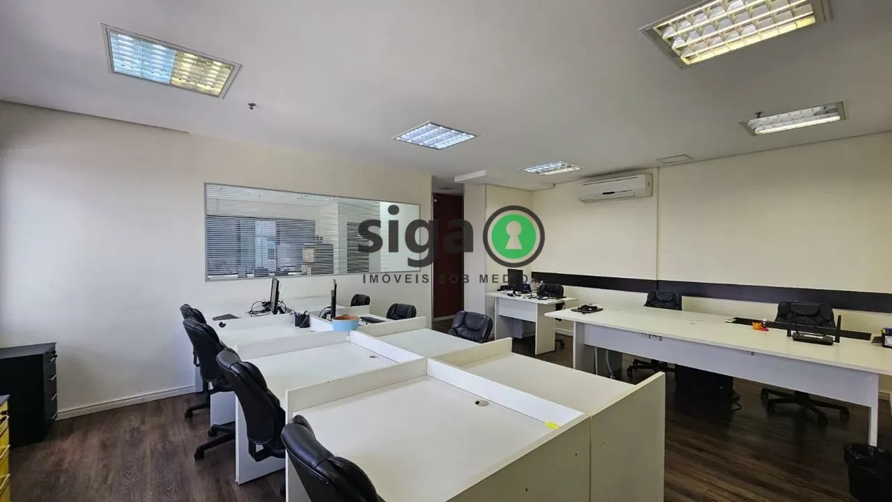 Imagem Conjunto Comercial Mobiliado de 150m² com 4 Vagas na Vila Olímpia.