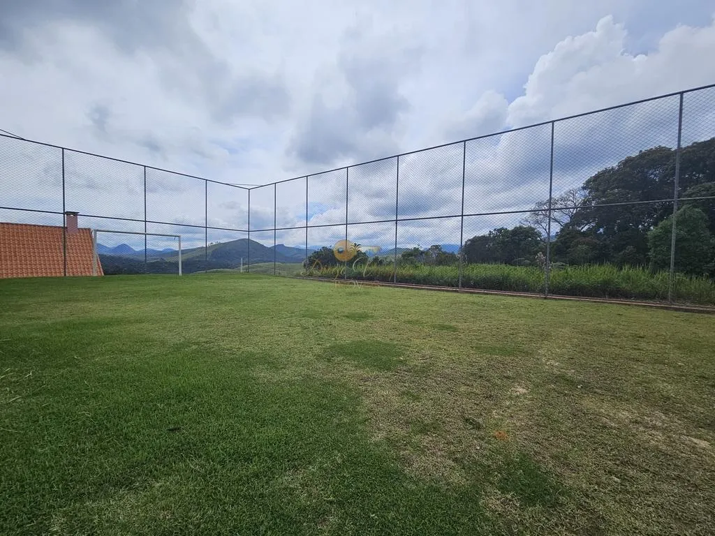 Imagem Terreno em Condomínio para Venda em Teresópolis / RJ no bairro Pessegueiros