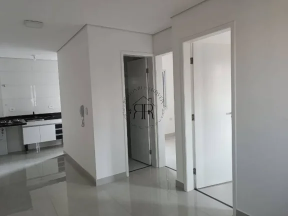 Imagem Charmoso apartamento de 2 dormitórios, sala espaçosa, cozinha e lavanderia. Prédio com elevador.
...