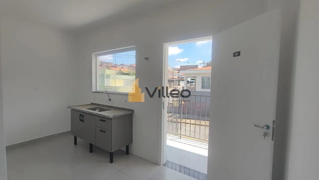 Imagem Seja para morar ou investir, esta charmosa kitnet de 30 m² oferece o equilíbrio ideal entre confor...